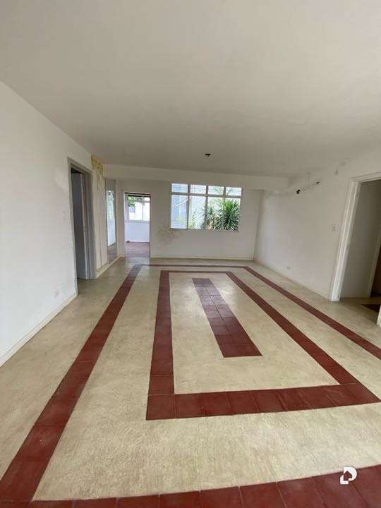 House in Altamira, Caracas – 23