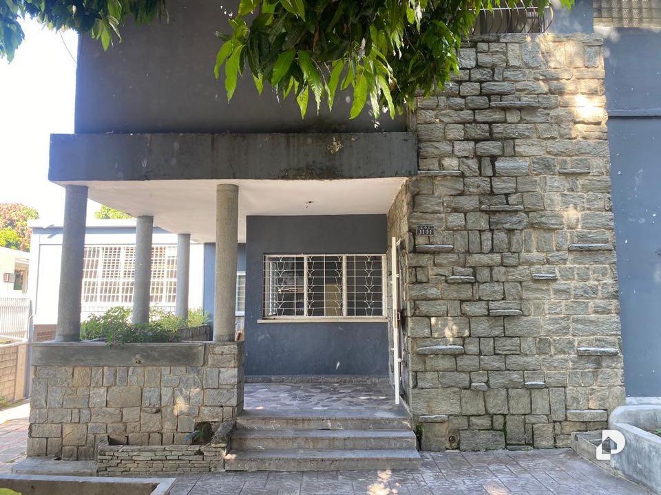 House in Altamira, Caracas – 2