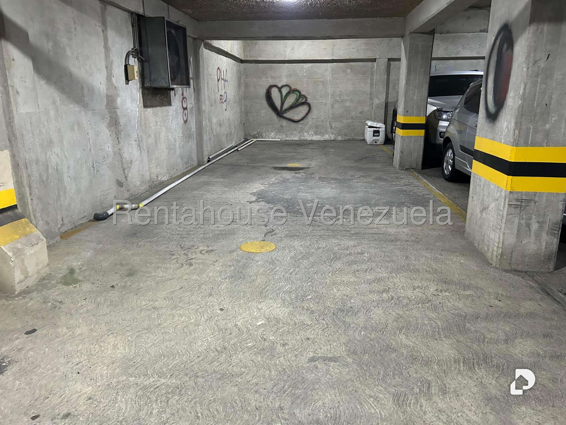 Apartamento en Los Palos Grandes, Caracas – 21
