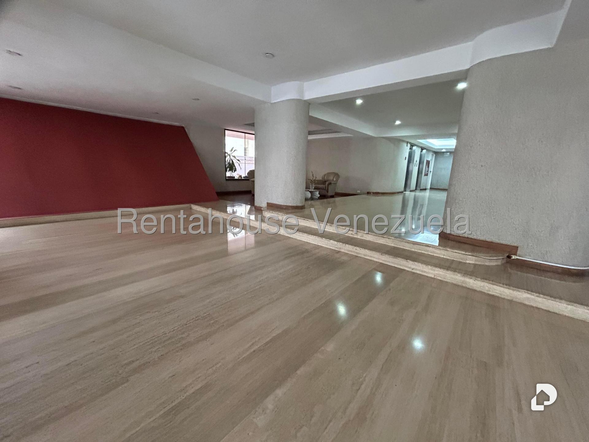 Apartamento en Los Palos Grandes, Caracas – 4