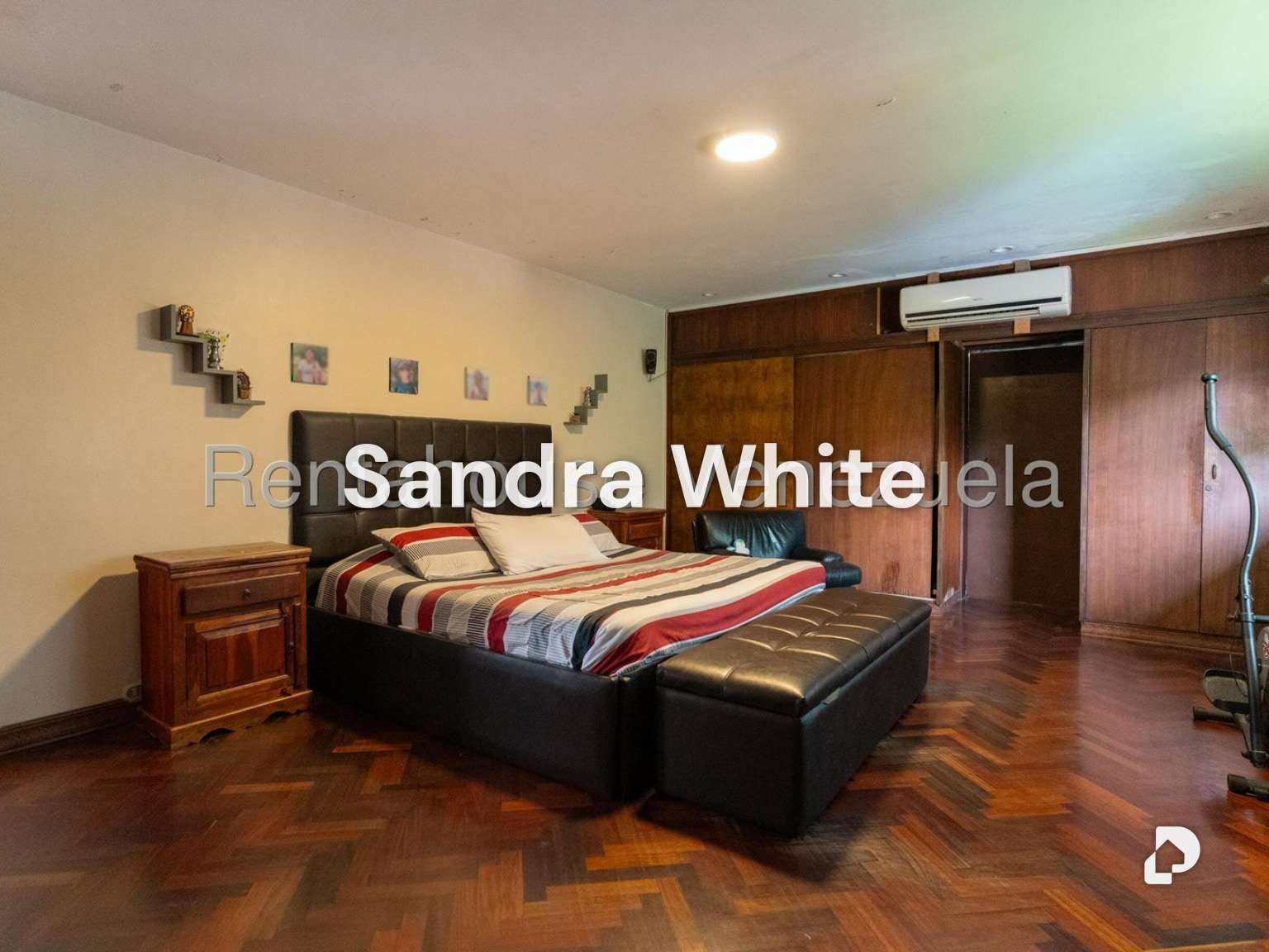 Casa en Prados del Este. 27-4428, Caracas – 5