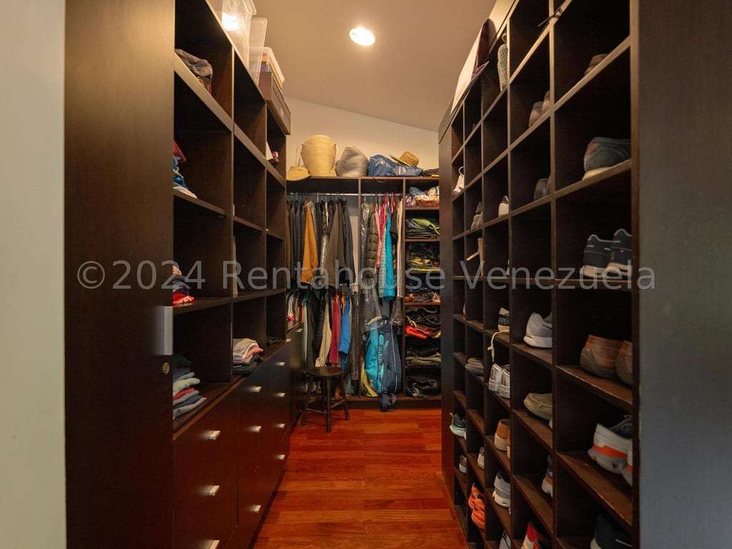 Casa en La Lagunita Country Club, Caracas