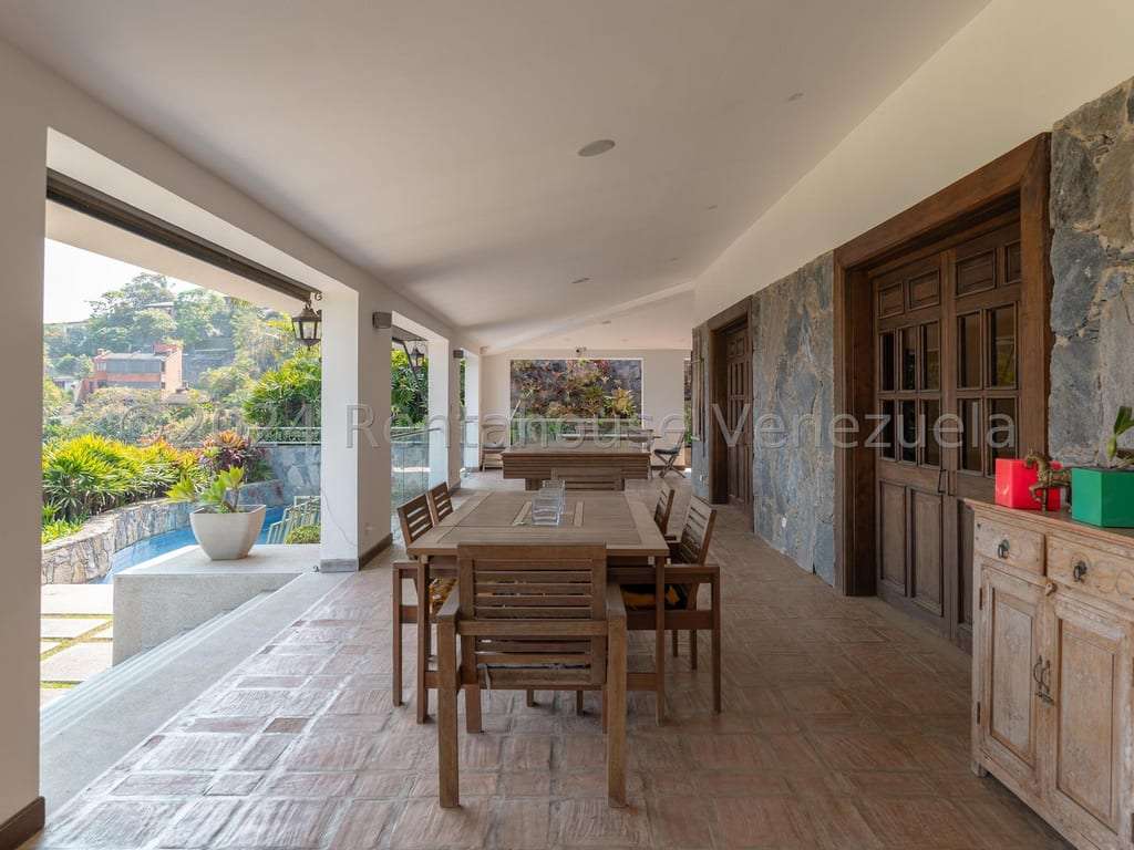 Casa en La Lagunita Country Club, Caracas
