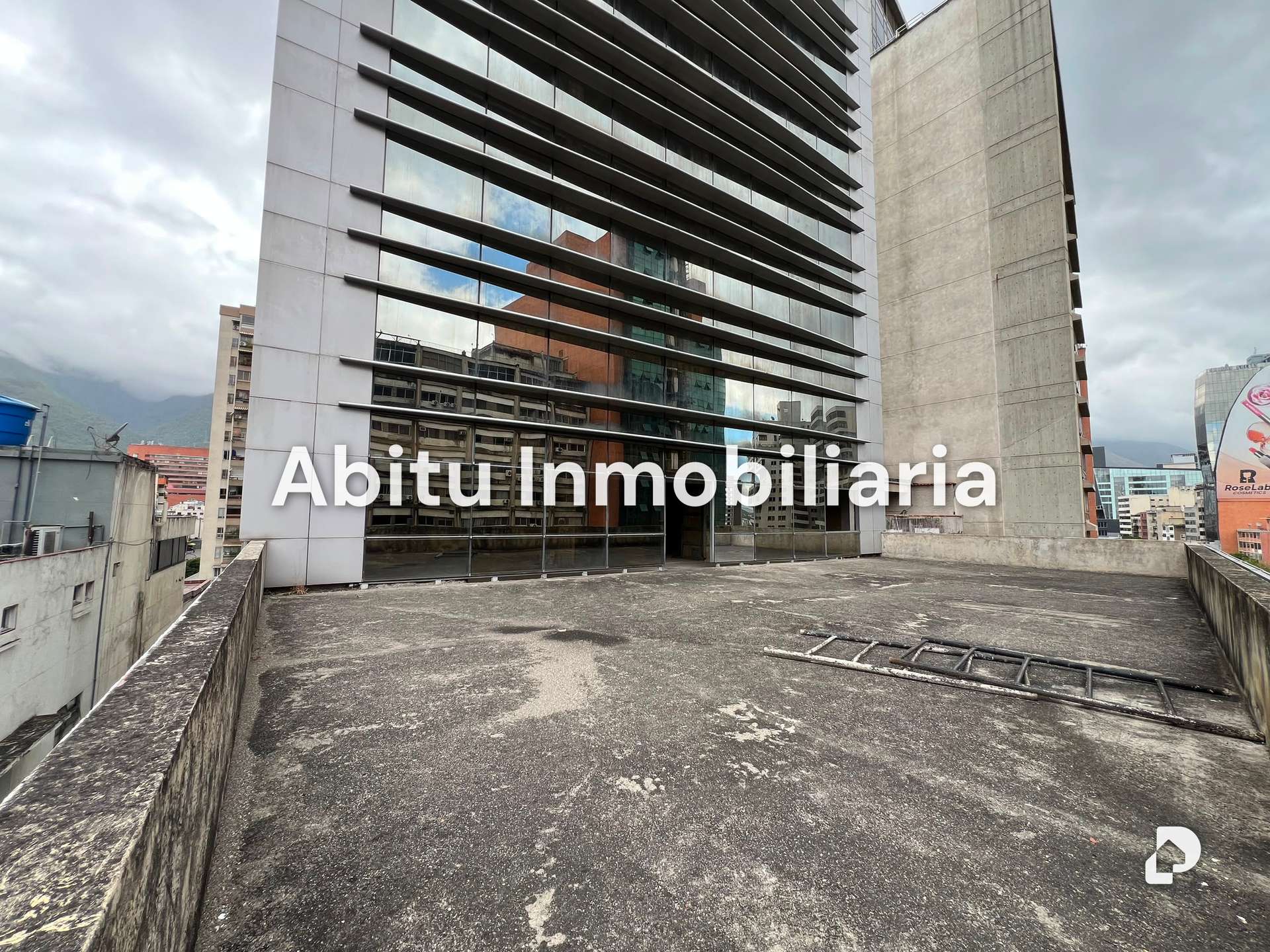 Edificio en Chacao, Caracas – 2