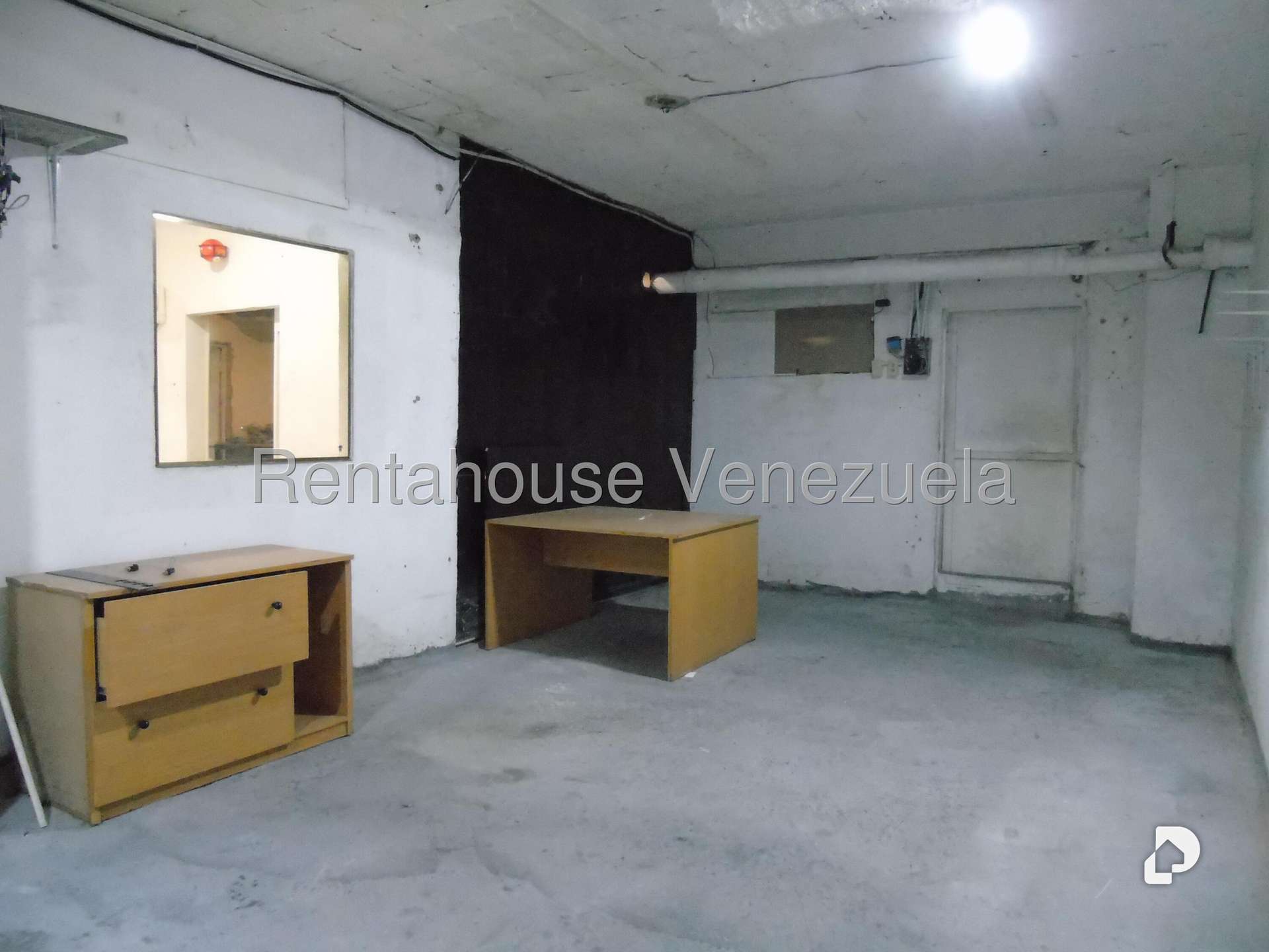 Local comercial en Los Palos Grandes, Caracas – 43