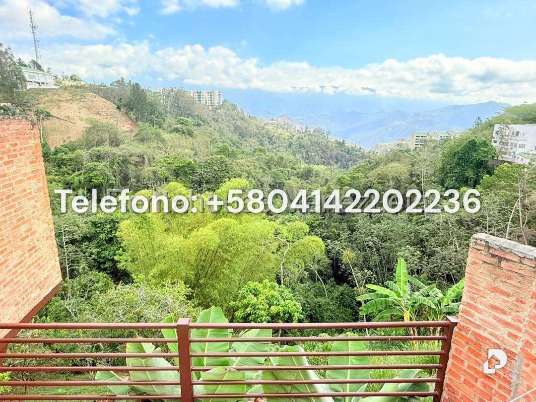 Casa en Lomas de La Lagunita, Caracas – 32