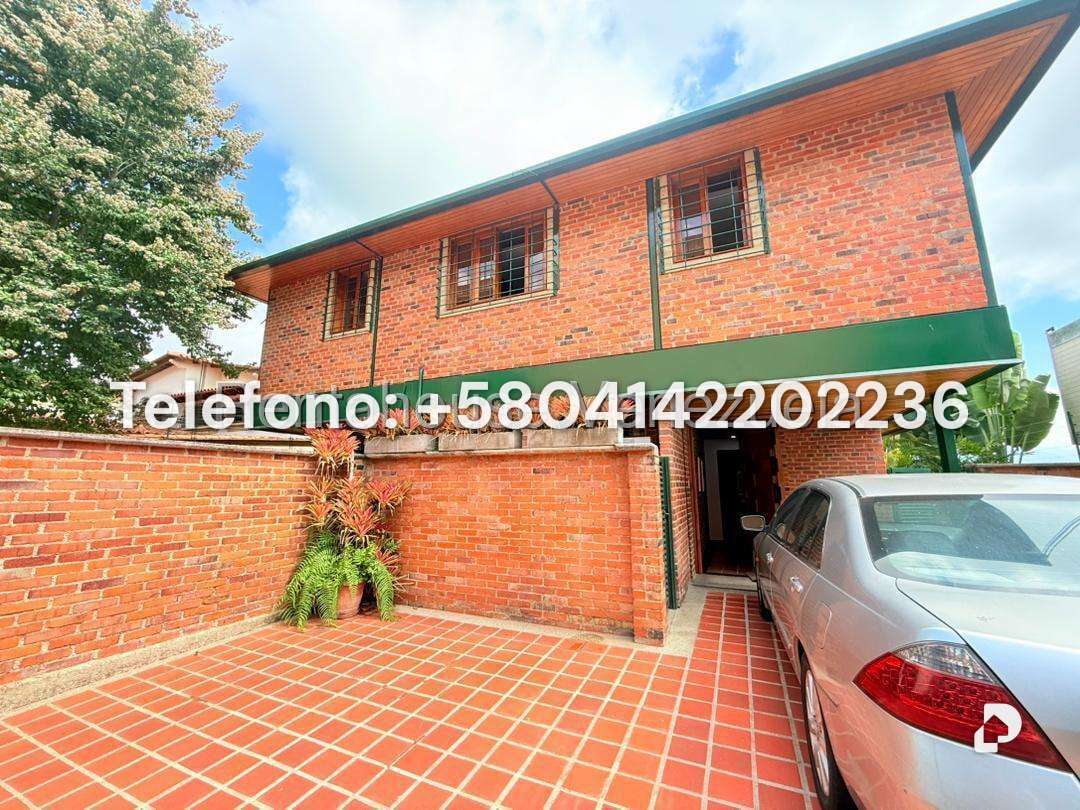 Casa en Lomas de La Lagunita, Caracas – 2