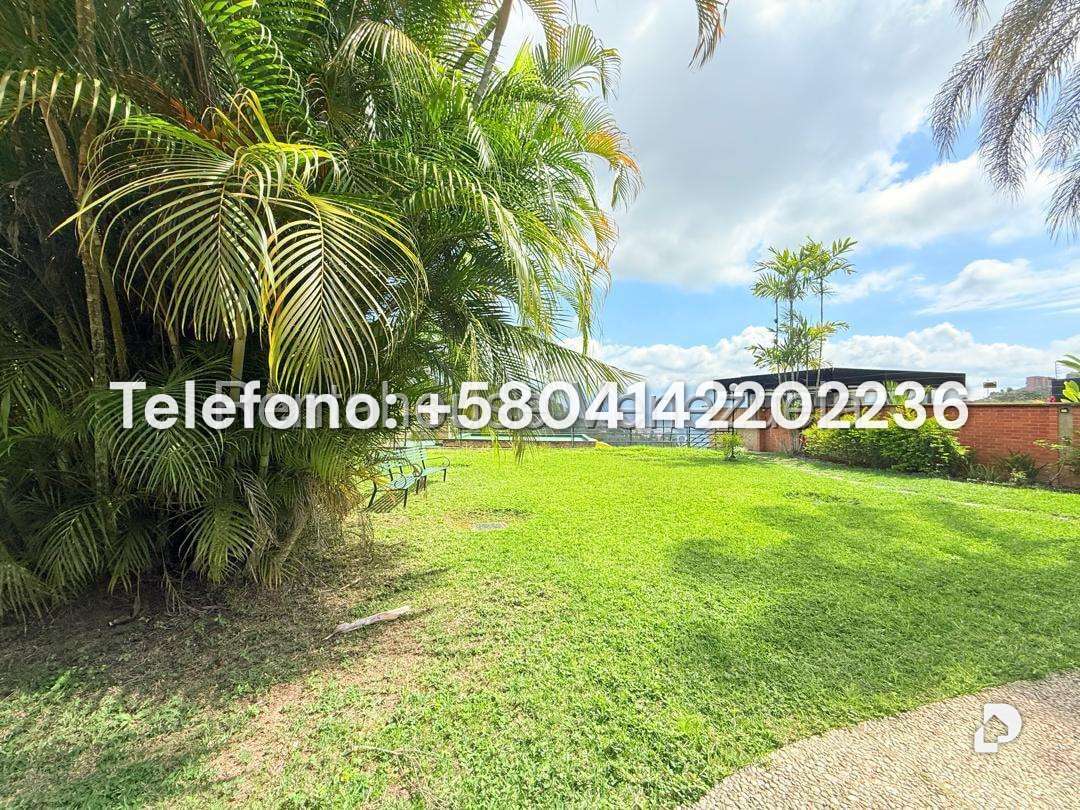 Casa en Lomas de La Lagunita, Caracas – 44