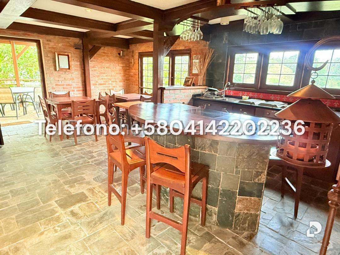 Casa en Lomas de La Lagunita, Caracas – 34