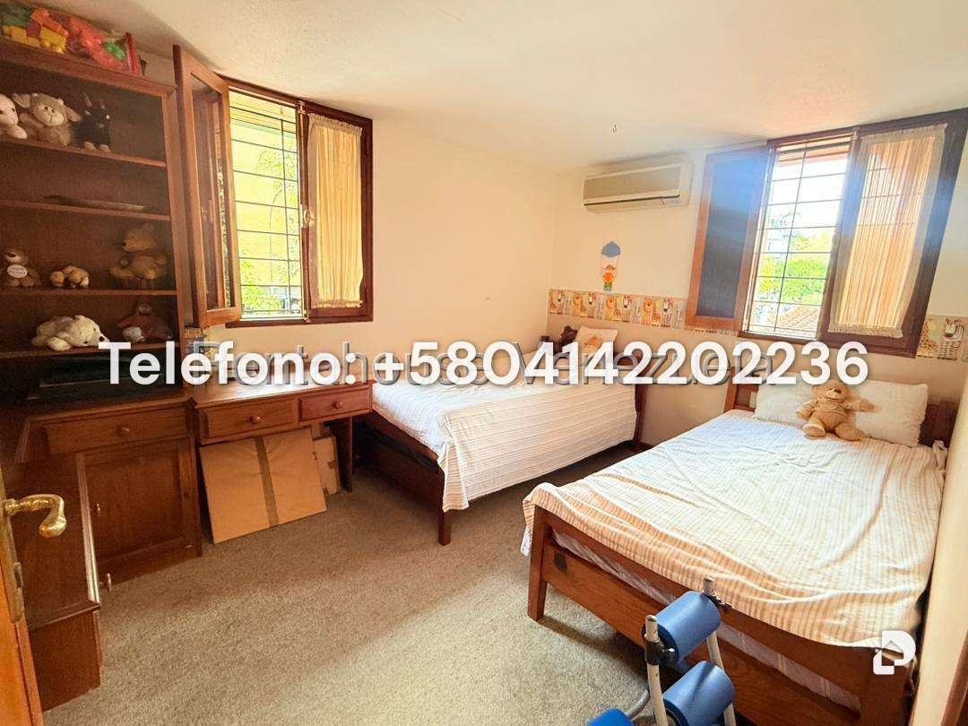 Casa en Lomas de La Lagunita, Caracas – 21