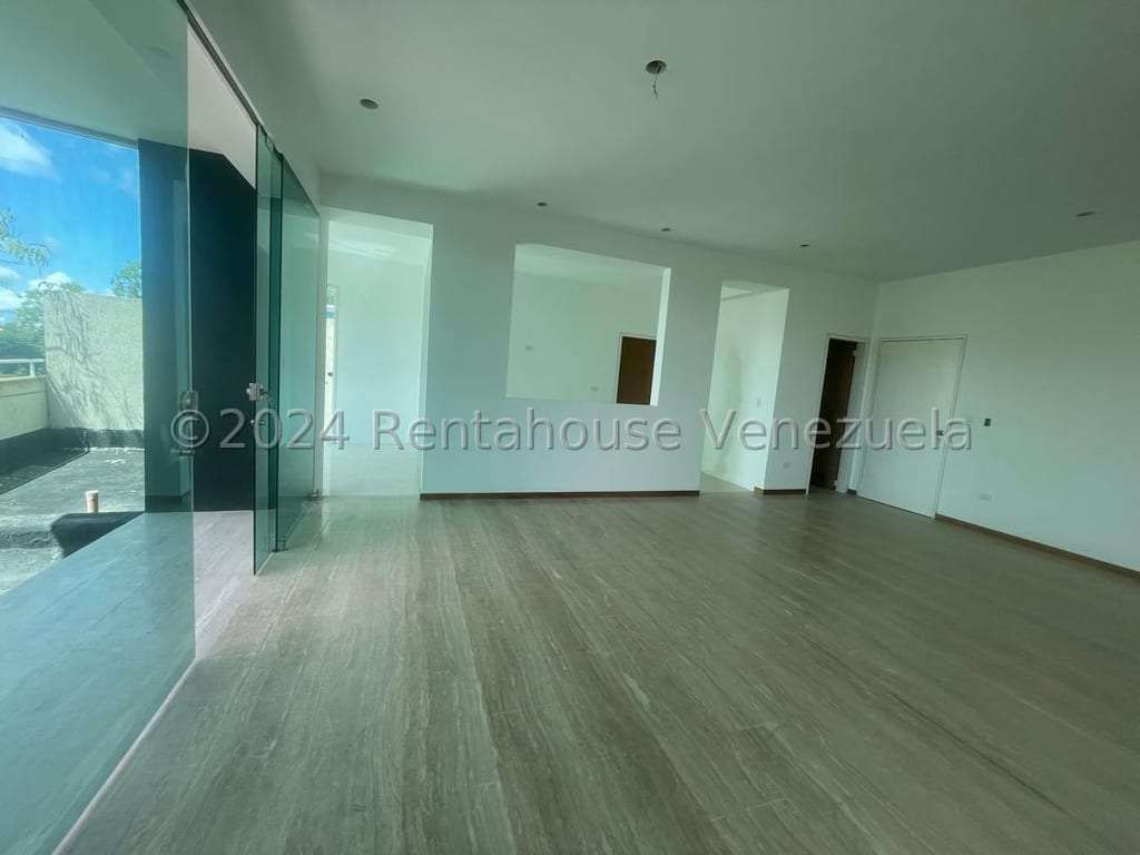 Apartamento en La Lagunita Country Club, Caracas