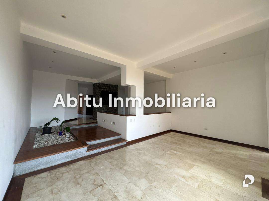 House in Alto Hatillo, Caracas – 8