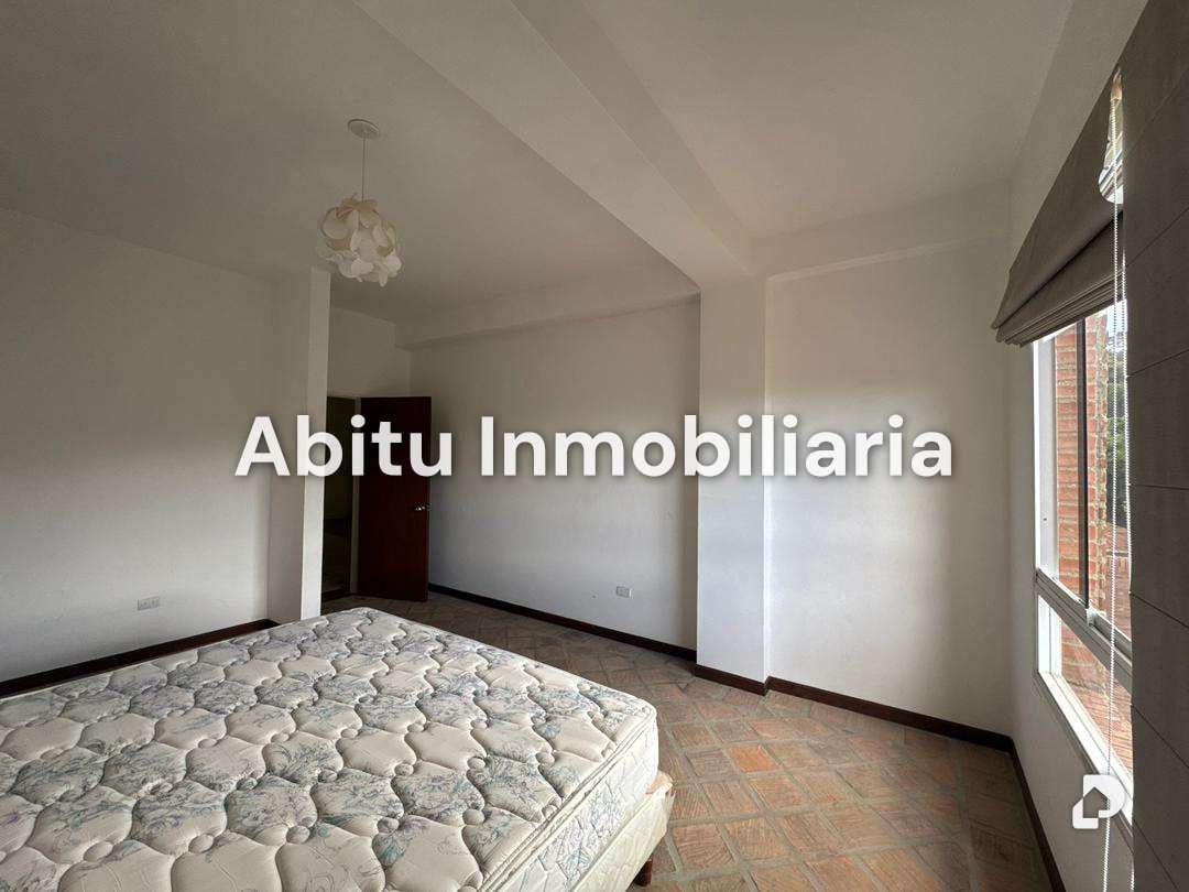 House in Alto Hatillo, Caracas – 18