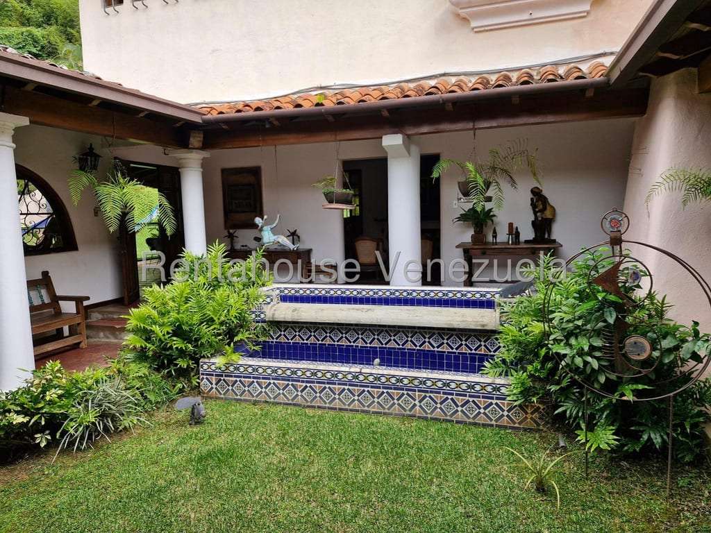 Casa en La Lagunita Country Club, Caracas