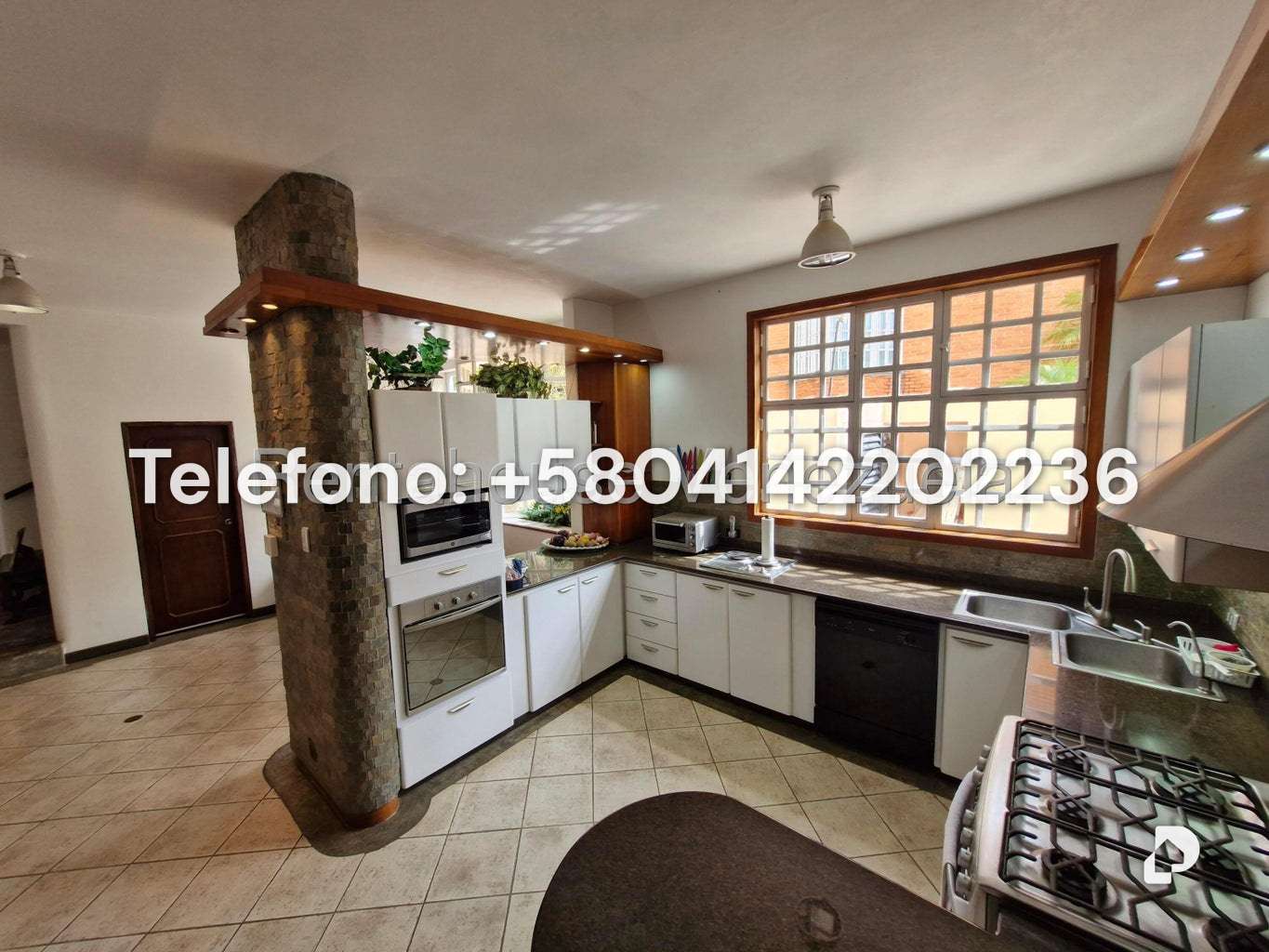 House in La Lagunita Country Club, Caracas – 11