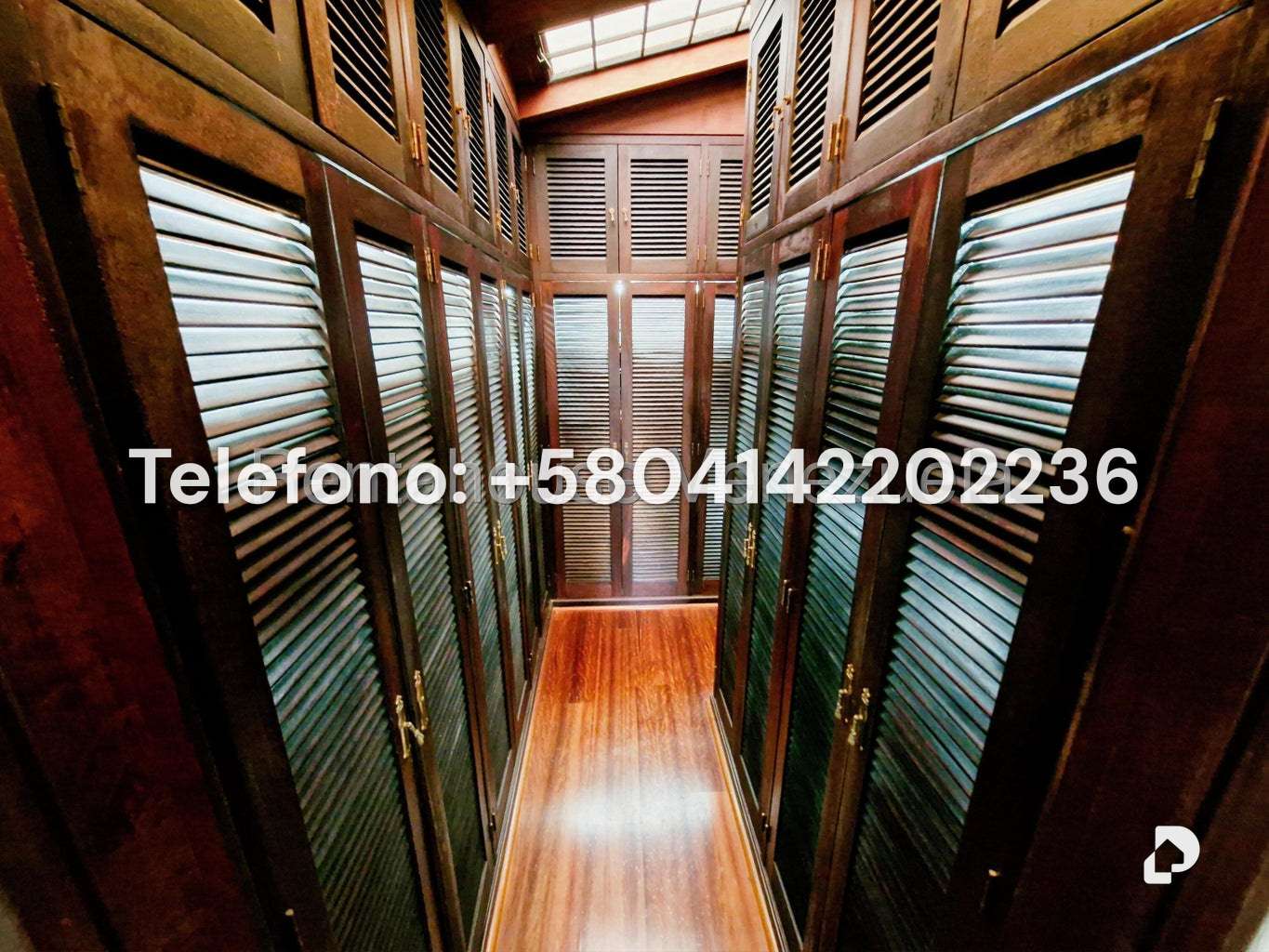 House in La Lagunita Country Club, Caracas – 16