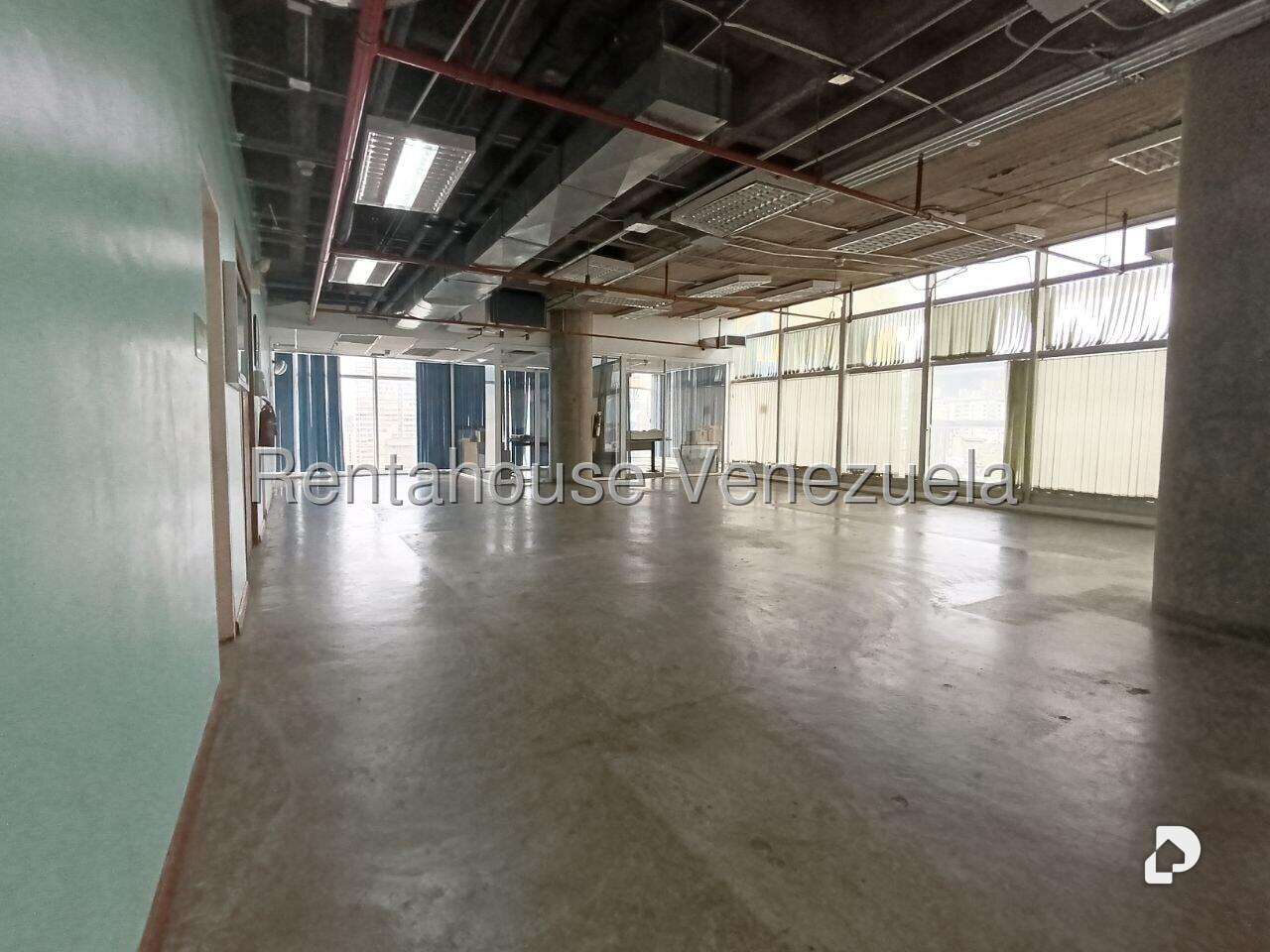 Oficina en Bello Monte, Caracas – 23