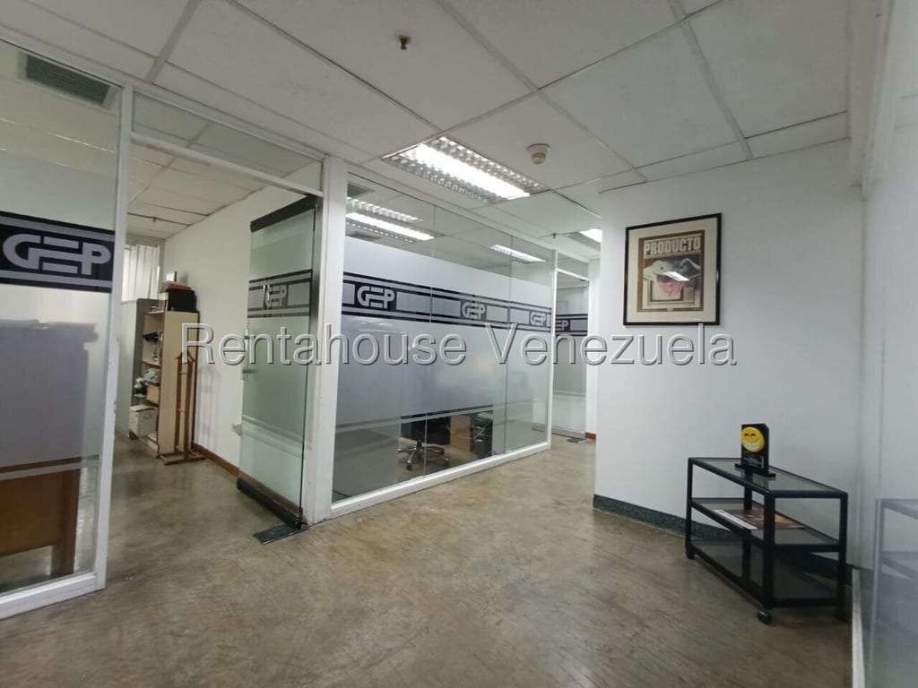Oficina en Bello Monte, Caracas - 1