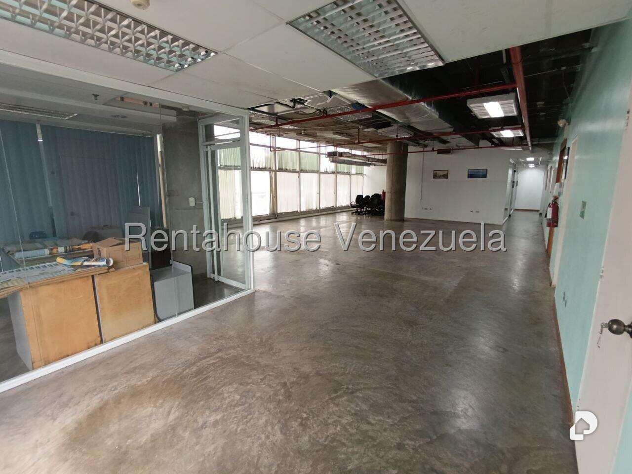Oficina en Bello Monte, Caracas – 26