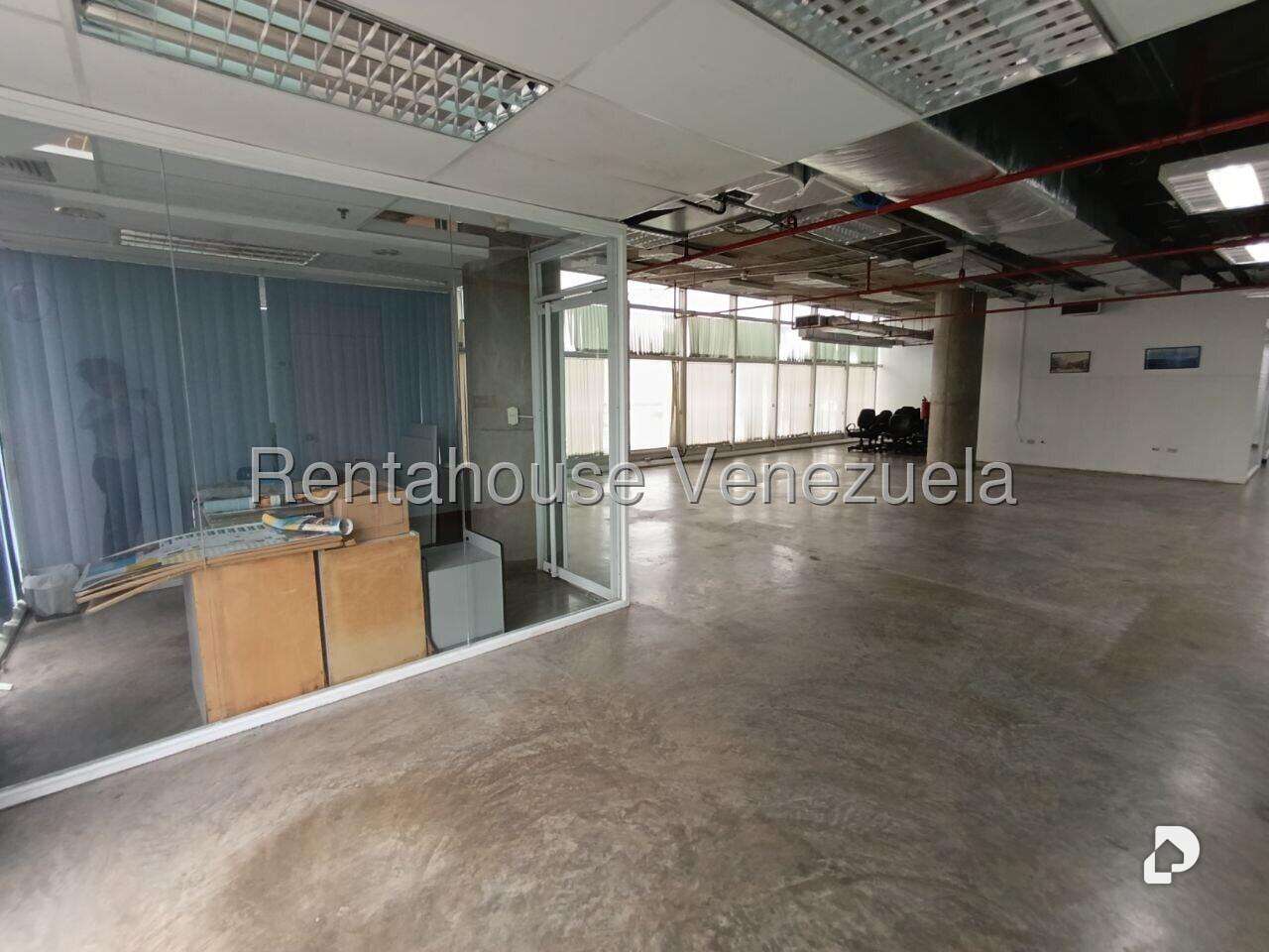 Oficina en Bello Monte, Caracas – 17