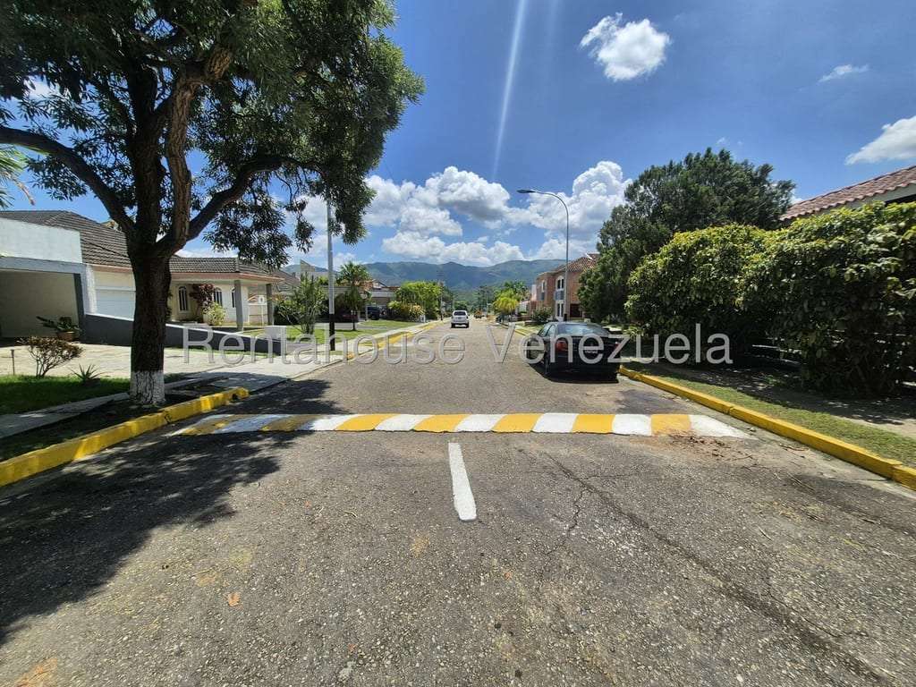 Casa en Colinas de Guataparo, Valencia