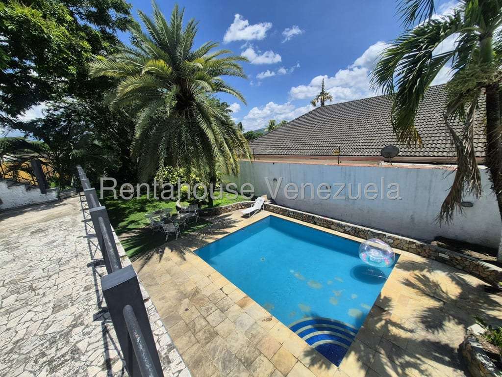 Casa en Colinas de Guataparo, Valencia