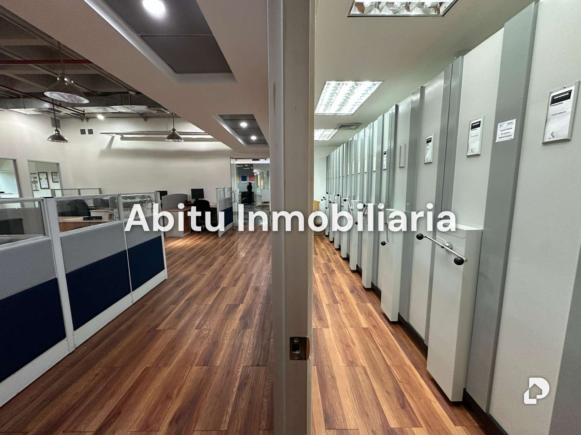 Office in La Trinidad, Caracas – 11