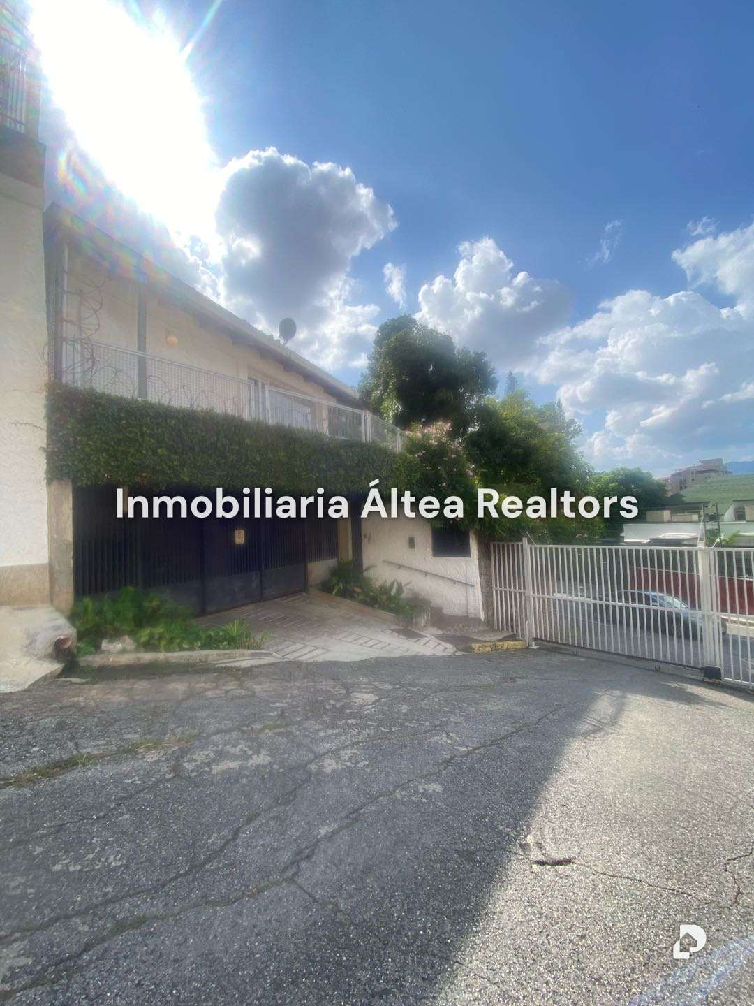 Local comercial en Colinas de Bello Monte, Caracas – 16