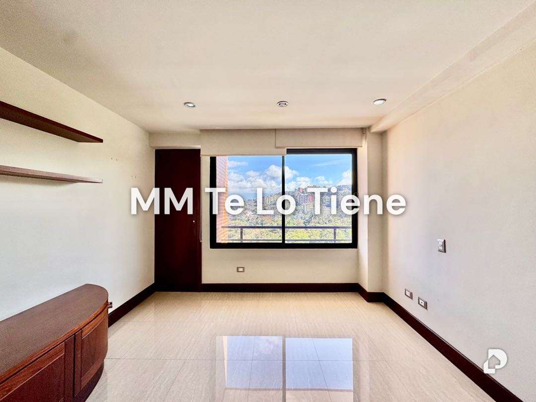 Casa en La Trinidad, Caracas – 29
