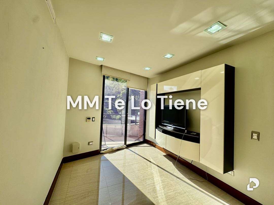 Casa en La Trinidad, Caracas – 24
