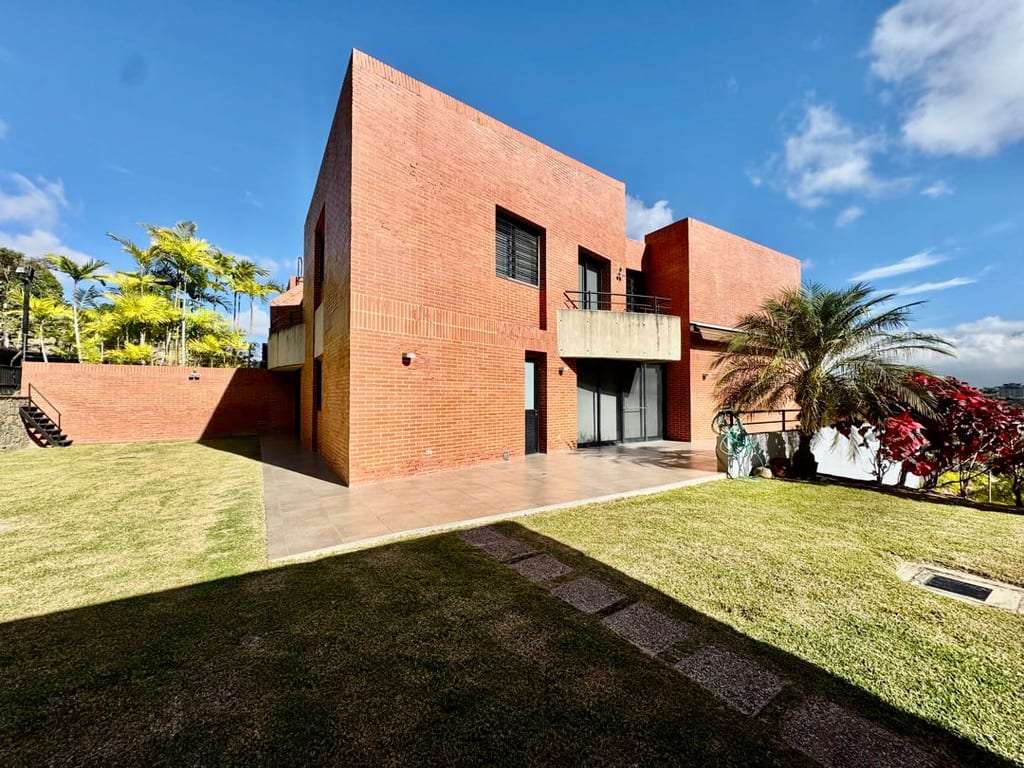Casa en La Trinidad, Caracas - 1