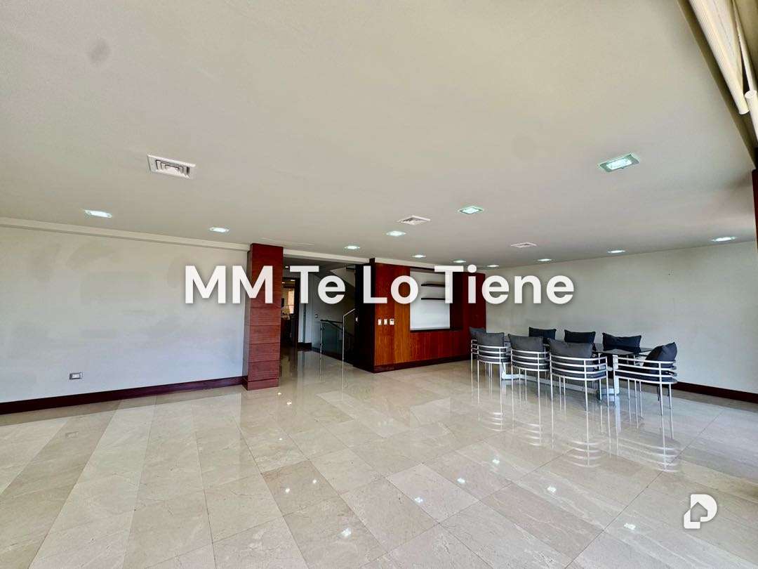 Casa en La Trinidad, Caracas – 18