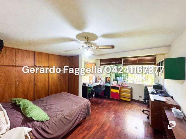 Casa en Cumbres de Curumo, Caracas – 11