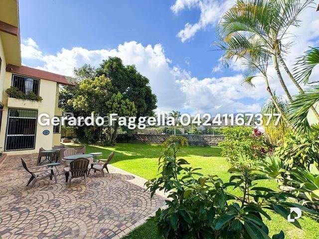 Casa en Cumbres de Curumo, Caracas – 14