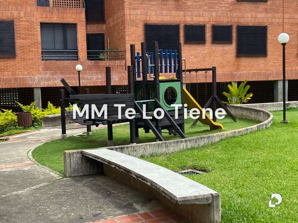 Apartamento en Prados del Este, Caracas – 2