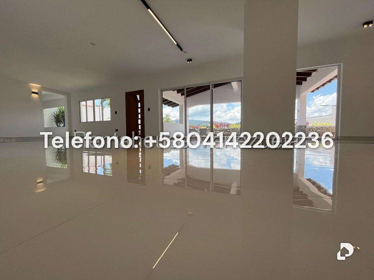 Casa en Cumbres de Curumo, Caracas – 7