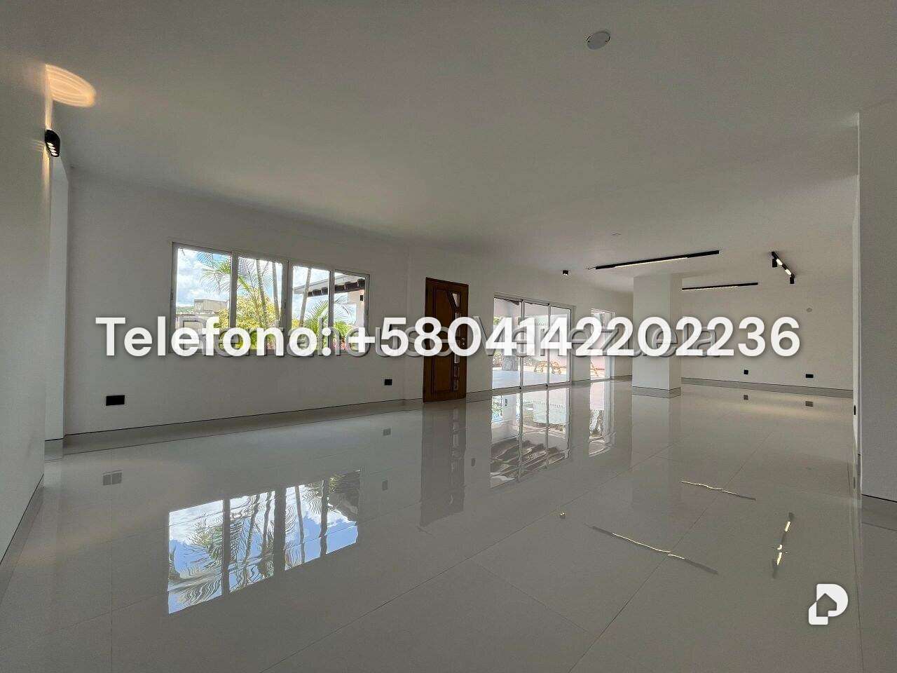 Casa en Cumbres de Curumo, Caracas – 11