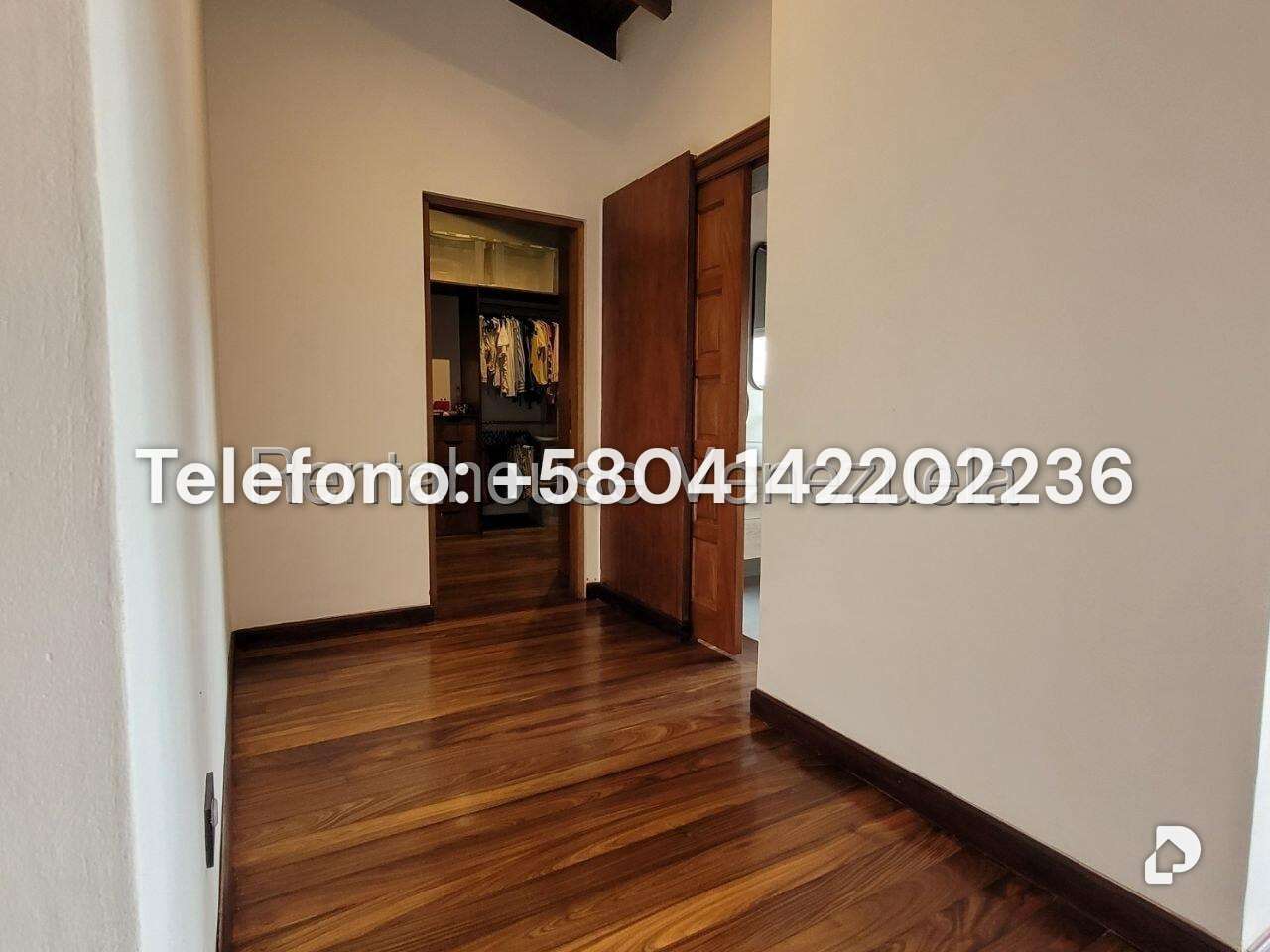 Casa en Cumbres de Curumo, Caracas – 38