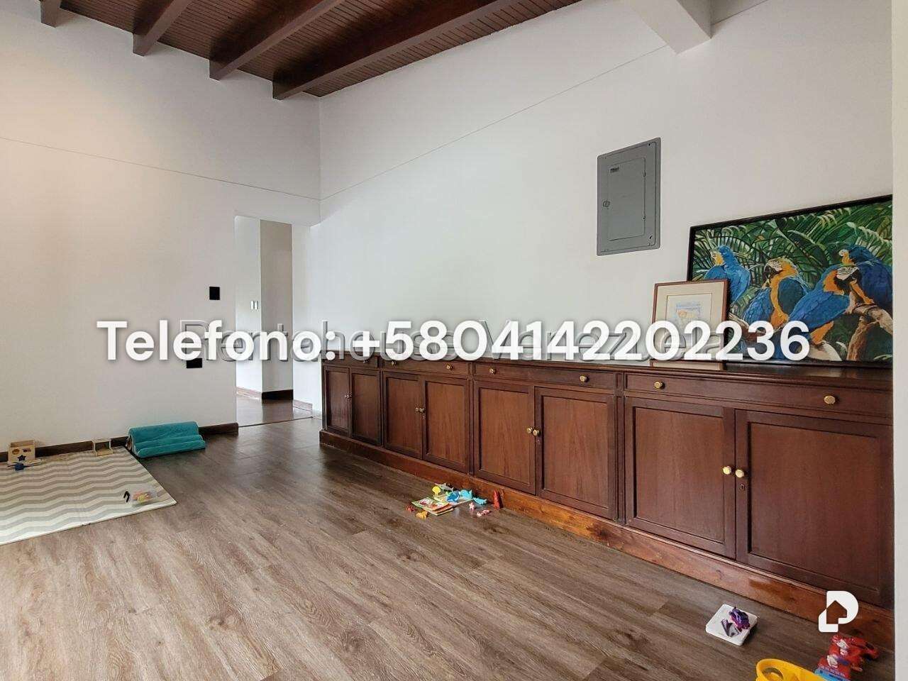 Casa en Cumbres de Curumo, Caracas – 35