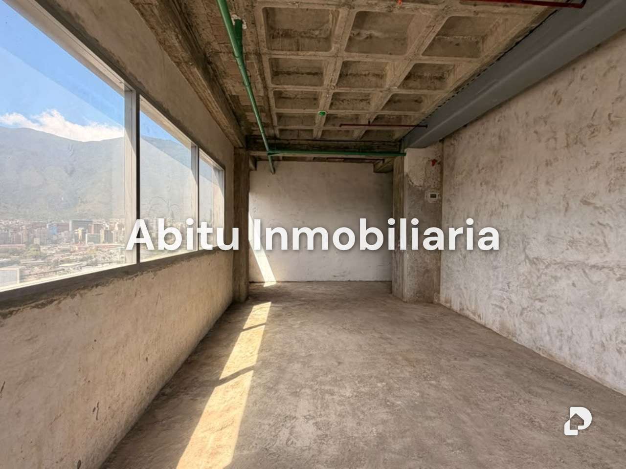 Local comercial en Las Mercedes, Caracas – 19