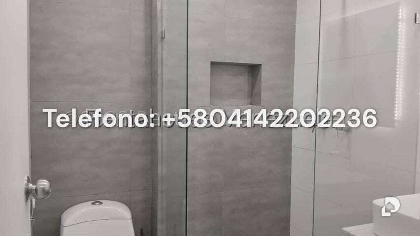Apartamento en Los Palos Grandes, Caracas – 9