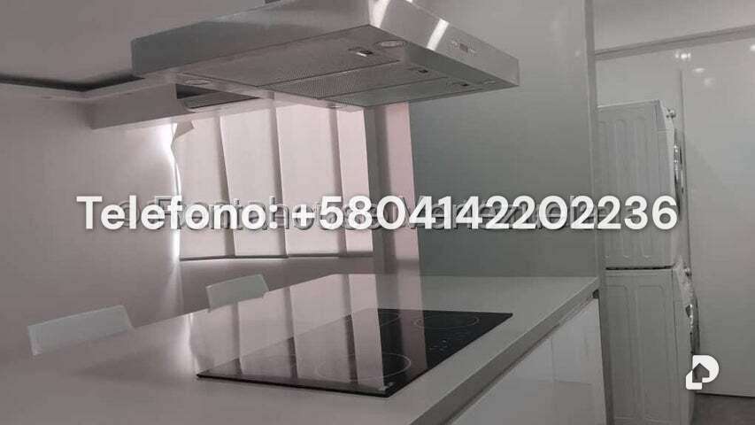 Apartamento en Los Palos Grandes, Caracas – 4