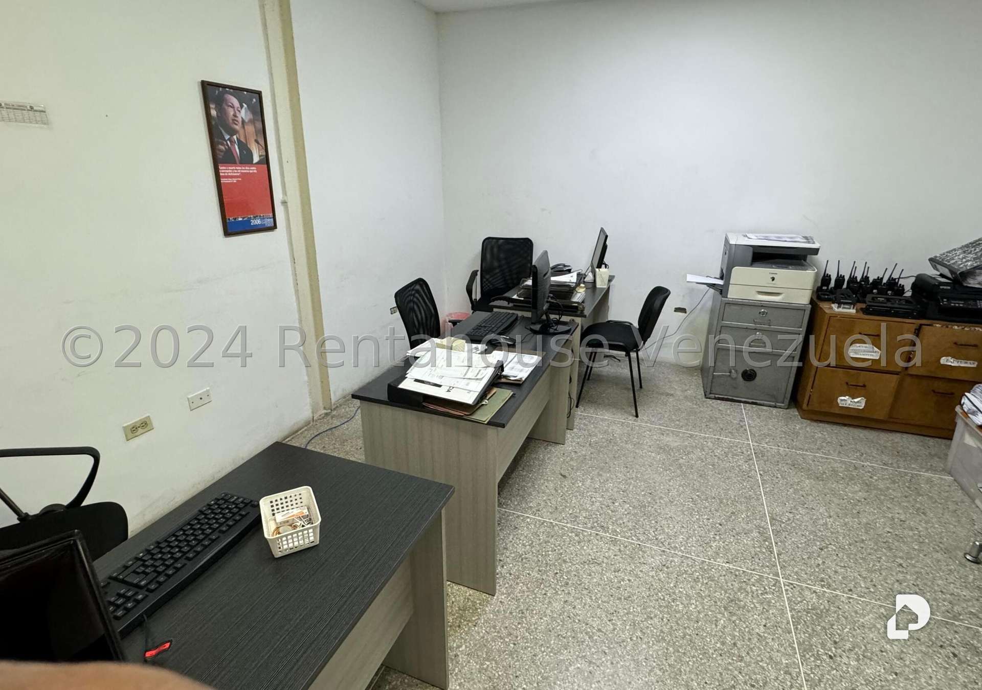 Local comercial en Catia, Caracas – 27