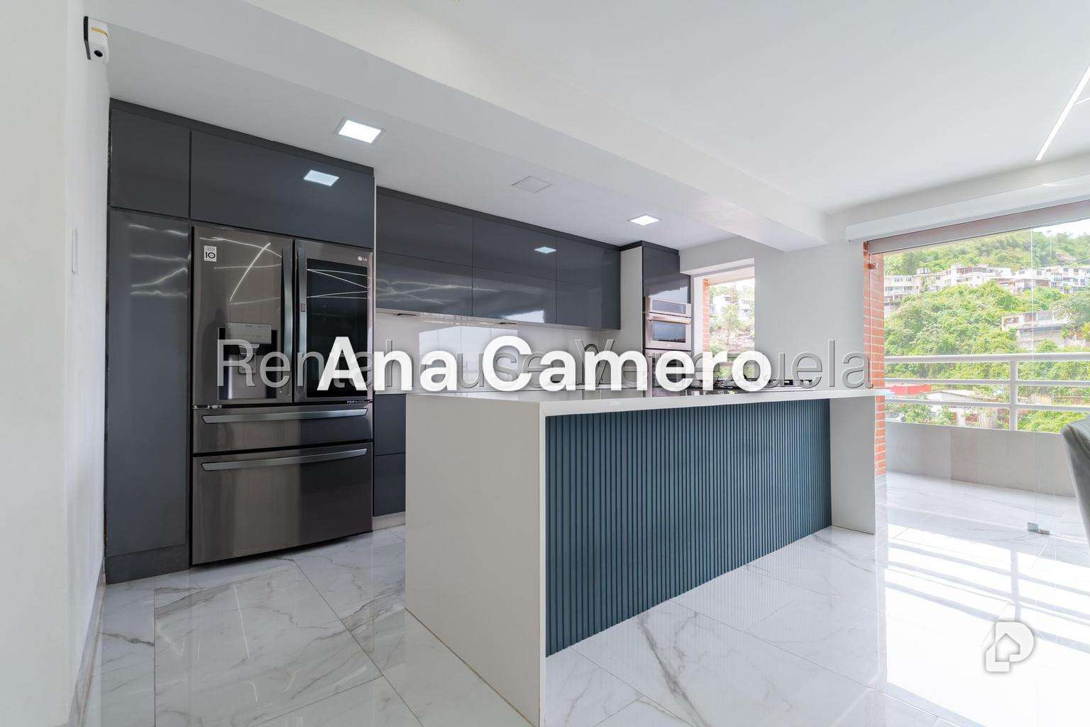 Apartamento en Colinas de Los Chaguaramos, Caracas – 12
