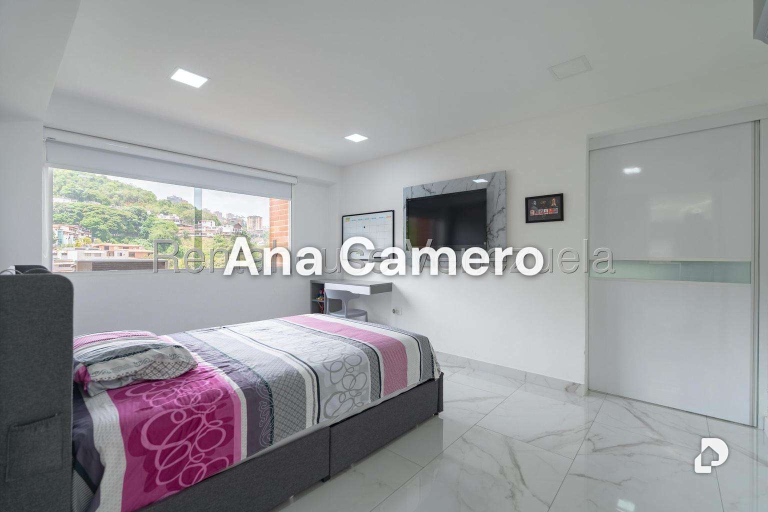 Apartamento en Colinas de Los Chaguaramos, Caracas – 13