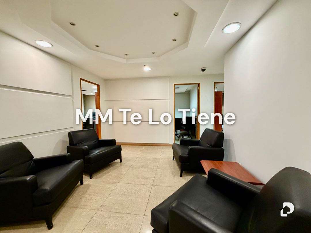 Oficina en Las Mercedes, Caracas – 11