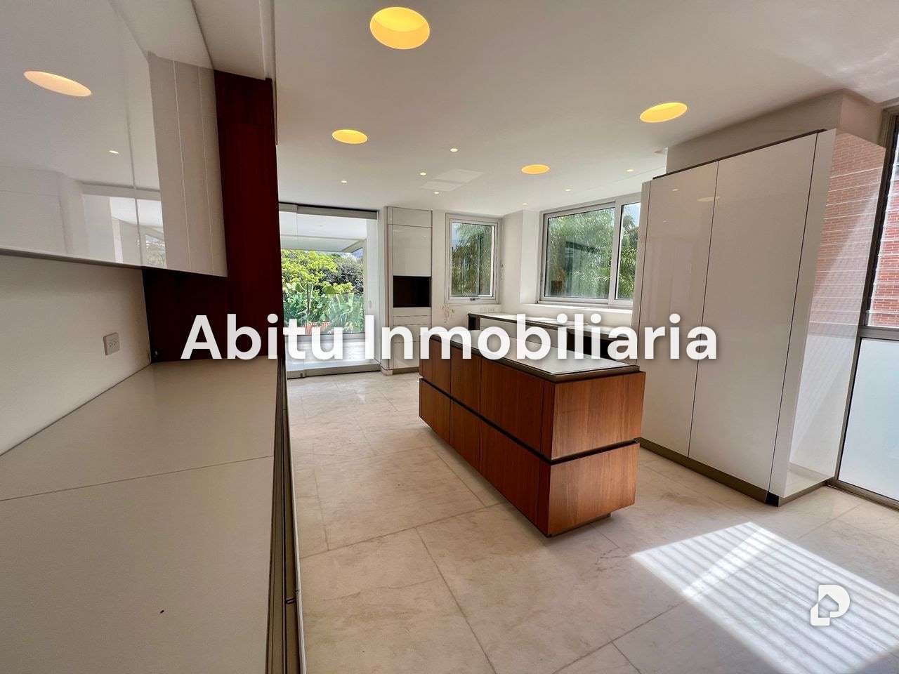 Apartamento en Campo Alegre, Caracas – 15