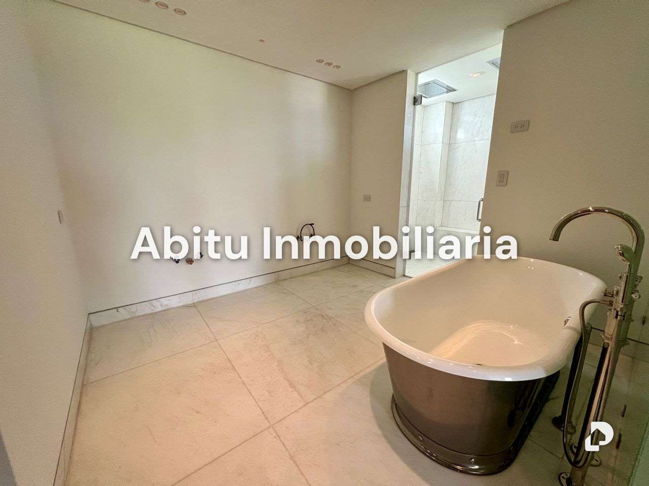Apartamento en Campo Alegre, Caracas – 42
