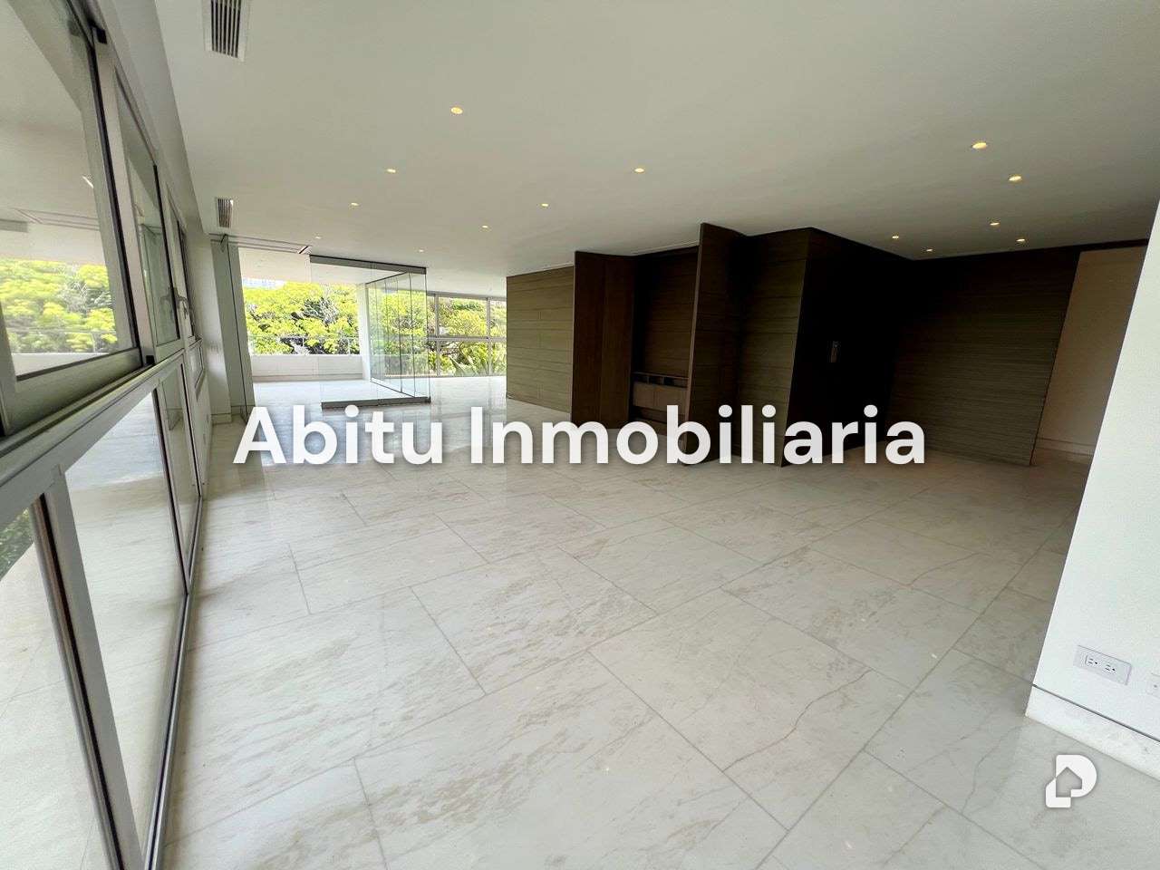 Apartamento en Campo Alegre, Caracas – 13