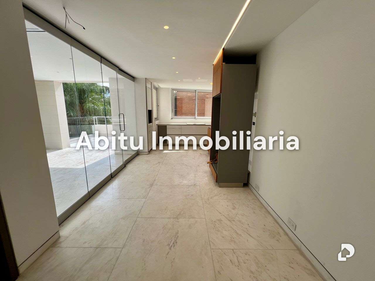 Apartamento en Campo Alegre, Caracas – 28